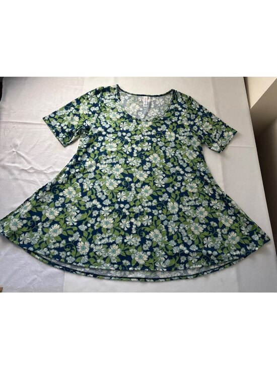 LuLaRoe Tops - Lularoe Womens Floral Short Sleeve A-Line Tunic Dress Blue/Green Pattern Size L